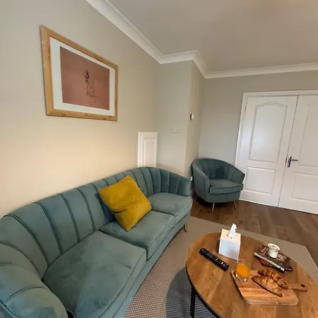 Modern 3-bed House Near Dublin Airport - Great For Families