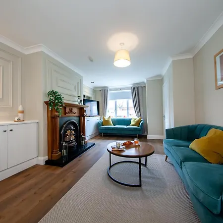 펜션 Modern 3-bed House Near Dublin Airport - Great For Families *